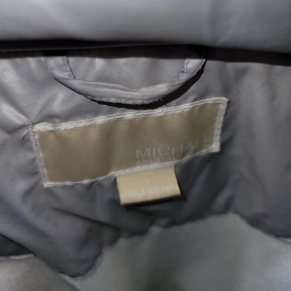 Girls silver Michael Kors coat - Picture 8 of 8